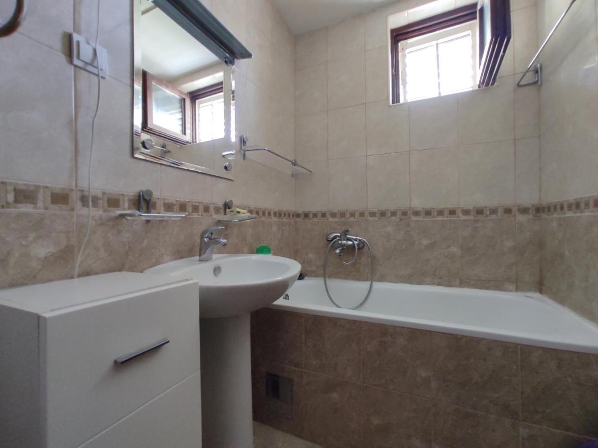 Apartment Golub Budva Eksteriør billede